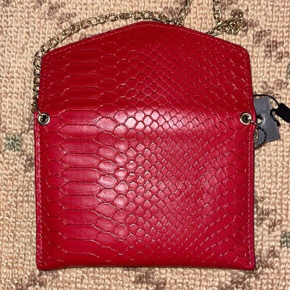 Ava And Kris red snake mini purse NWT - Picture 4 of 5